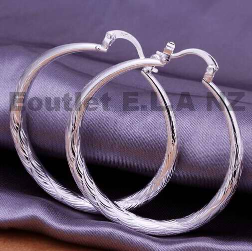 43x40mm WAVY PATTERN SILVER HOOP EARRINGS